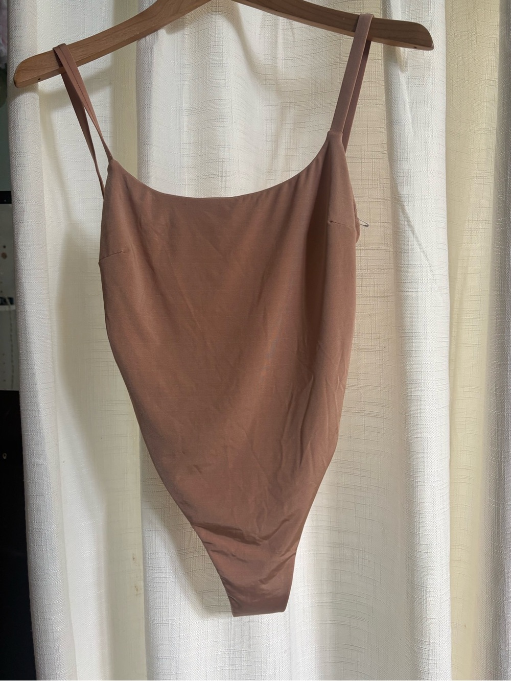 Vitamin A one piece swimsuit nwot size med gold/nude color